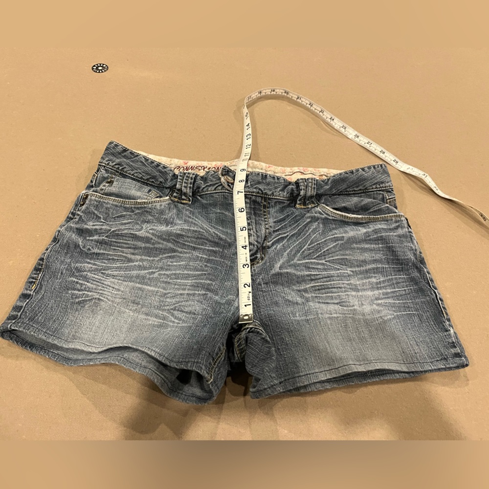 5/$25 Jacob Jean shorts 32
